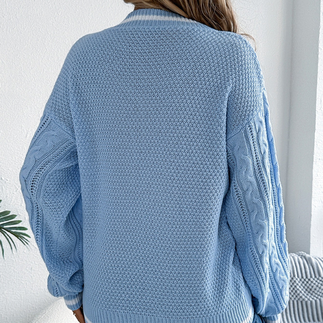 Damski długi rękaw w V-Neck dzianinowy sweter